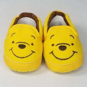 Winnie The Pooh "All Smiles" Baby Bootie Slippers